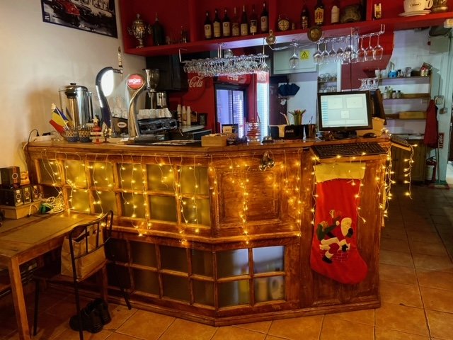 Ajutor bucatar cu experienta.